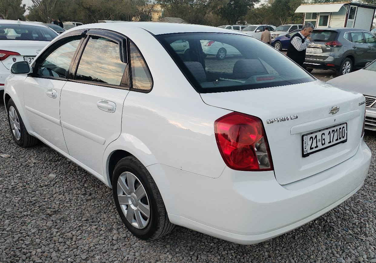 اوبترا 2013 كير اوتوماتيك بدون صبغ لوك امخلي سونر كير محرك سنوية رقم كله ابشرط 4 تايرات لوك اسبير مانازل بدون اي نقص مكان كلار
سعر 95 بي مجال 
*********** كالار, السليمانية
