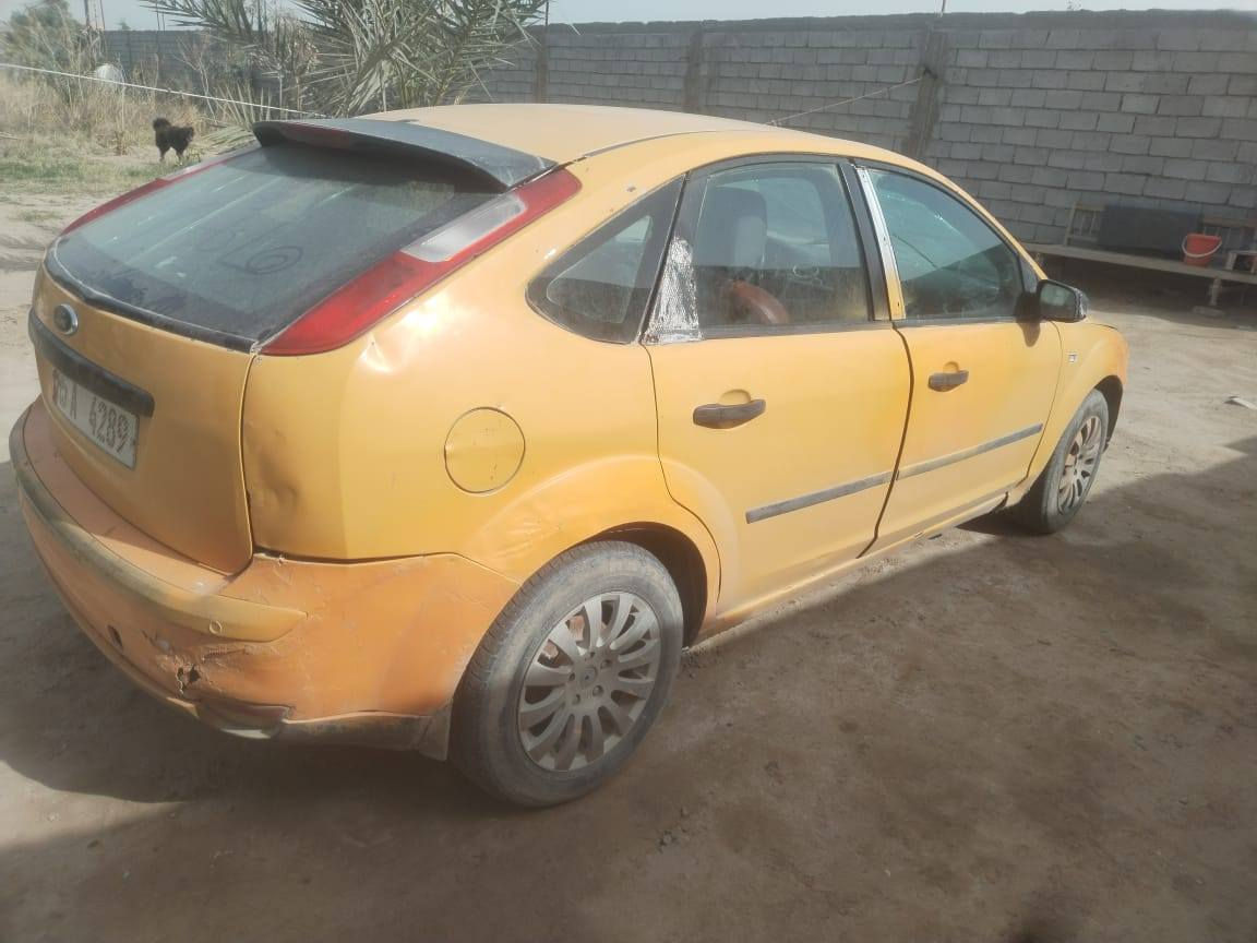 سلام عليكم هاي السياره البيع رقم نكليزي مشروع وطني مصفره هيهه وغرامات تحويل السعر 18 ورقه وبيهه مجال شغاله محرك كورلا وكير جدد ***********
