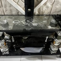 ميز بلازمه للبيع السعر 15 الف قفل 07760153062