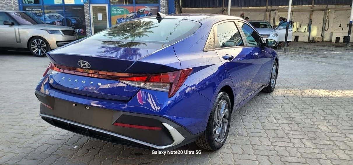 المهيمن لتجارة السيارات بإدارة المهندس سلام ربيع الغزي 
نوع السيارة: هيونداي النترا sel ب115 استلام مباشر
الموديل : 2024
حجم المحرك :  2.0
 الضرر : صبغ جاملغ وطرف البنيد فقط
للأستفسار : ***********
قسم المزاد متوفر واتساب 
https://chat.whatsapp.com/EjN99lklvszHKKEmF0UnR7?mode=gi_t
‏سرعة في الشحن واسعار تنافسية في النقل
‌‎يتوفر لدينا نقل على جميع موانئ ومنافذ العراق 
‌‎تخليص وايصال السيارة الى جميع المحافظات
#mohammed
