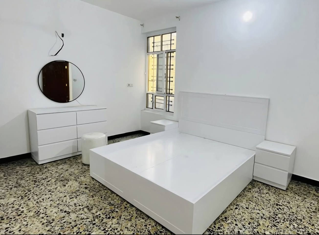 تخفيضات لمدة محدودة وينتهي💥 على غرف نوم وكناتير🤩
اسعار صدمة اسأل وتحكم 🤩 للأستفسار 
مراسلة صفحة او واتساب ***********
