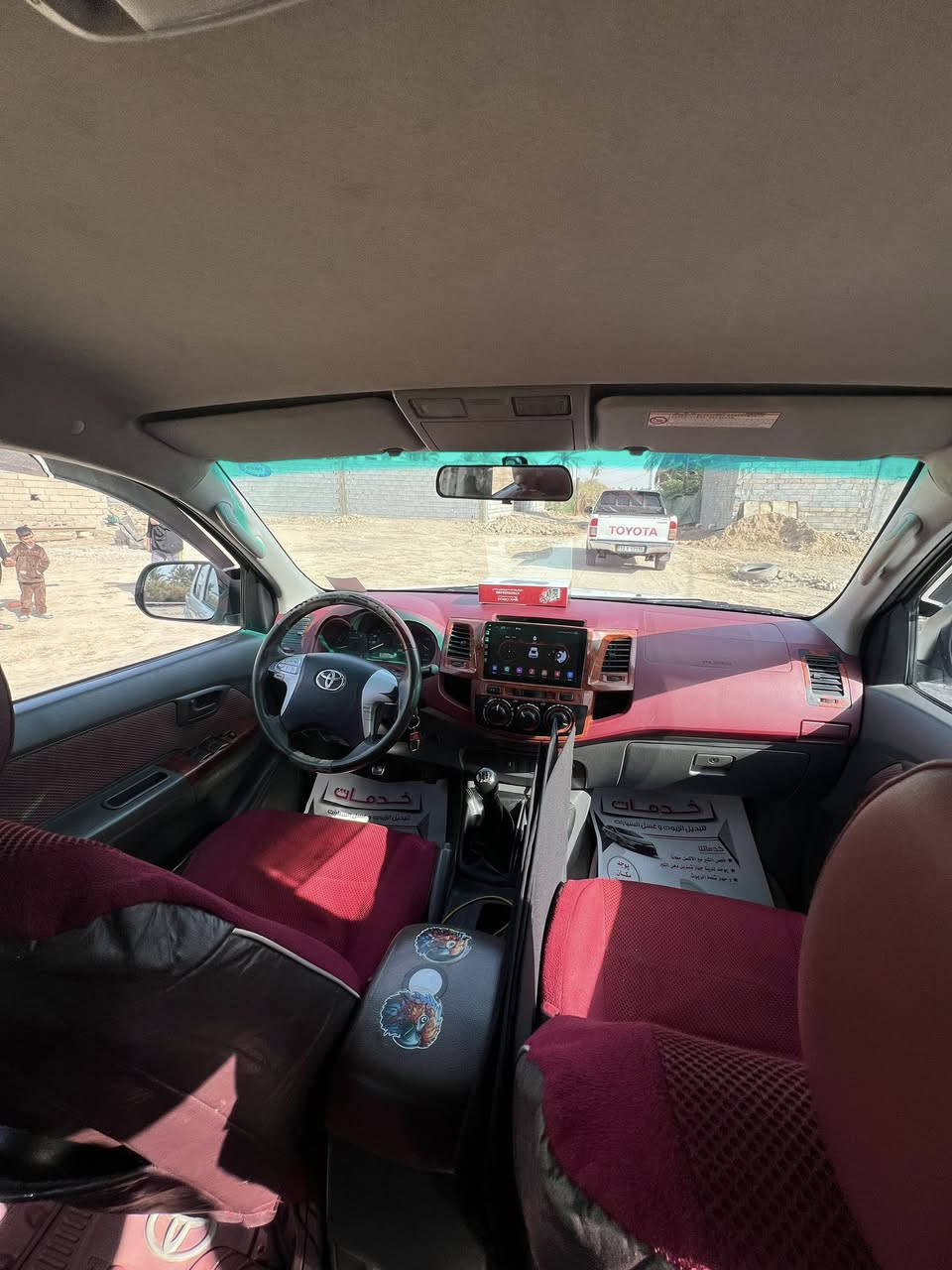 سلام عليكم 
للبيع هايلوكس 2015 مكينه كير كفاله سنويه مجدده ل30  بيها بارد باب السائق وصبغ بتكمة كد شبر سعر 195 بيها مجال ***********
