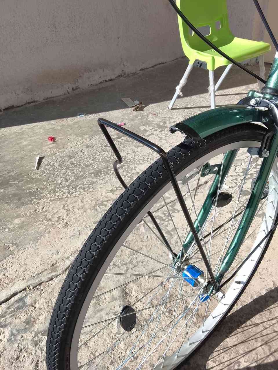 السلام عليكم بايسكل BD زيتوني لامع للبيع او المراوس السعر 150 للاستفسار واتساب *********** مكاني بغداد الغزاليه ماعندي توصيل
