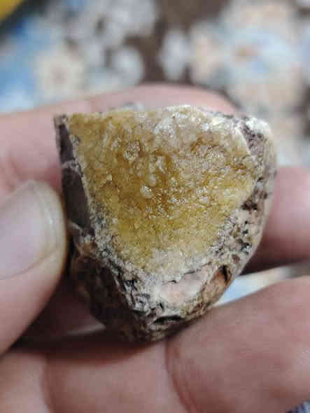 (يا زهراء)
من أندر نوادر الدر المنثور النجفي. حصى الغري  شرط ذمة أمانة الله ورسوله وأمير المؤمنين عليه السلام هذا المال مال النجف الاشرف حصراً وقريب جداً من مرقد ابو الحسن علي بمسافة اربع كيلو أو أقل السعر خاص الله يرضى عن الجميع ويرزق الجميع. السعر بالعام يصير محل جدال أهل الخبزة أهل الخبرة أهل الحض والبخت يدخلون يقيمون بذمة وضمير وياخذون. *********** واتساب  أبو محمد النجفي.
