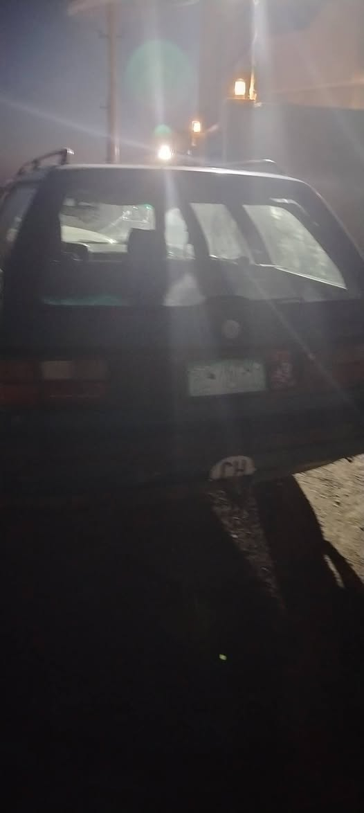 باسات للبيع موديل 92 كير و مكينة شرط . شرط التحويل .   رايدها ب  20 و بيها مجال للاستفسار  الاتصال على رقم ***********
