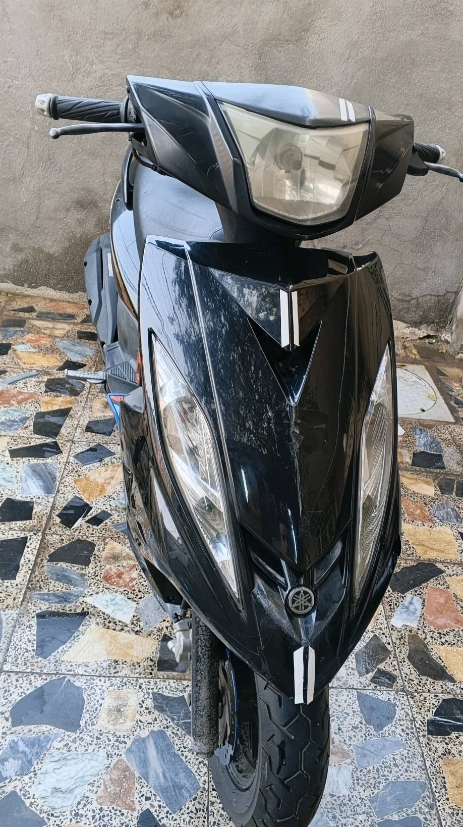 السلام عليكم جيتي ار ناشفة للبيع
كفالة عامة كهربائيات و محرك 
كفرات بلادية كاملة من نواقص 
دراجة بيها قبق هندر بلادي مال ثعلب والبلادي مالتها موجود 
مكاني بغداد الحرية
السعر 900 قفل 
*********** واتس اب