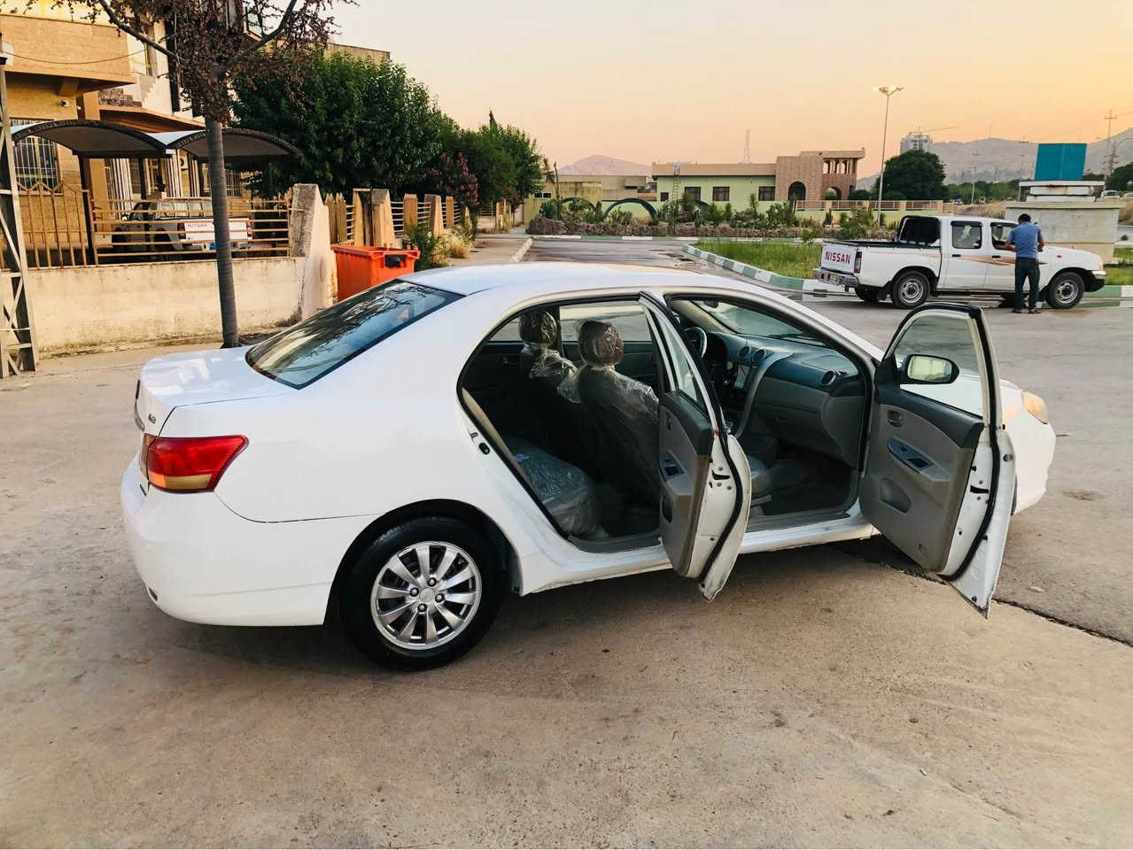 هەرزانترین نرخ
$29 کۆتایی      رانیە      *********** ڤابەر و واتس ئاپی لەسەرە
مۆدێل 2013 BYD گێر تۆماتیک مەکینەو گێری کرۆلای مەرغوب 
 سەنەوی ئەسلی ئەوەلیات بەشەرت
سەیارەکە فول ماسەفاتە 
سڵایتە شاشە ئایپادە کوشن جڵدە ئاوینە کارەبایە 4جام کارەبایە ویلکەپی بیلادیە قوفڵ مەرکەزیەو کۆنتڕۆڵە
پێش و پشتی کەپسە داعم و لێدراوی نیە
گێر مەکینە موس براوە لێدراو بەشەرت
کارەبای و تندوتۆڵی بەشەرت رانية, السليمانية
