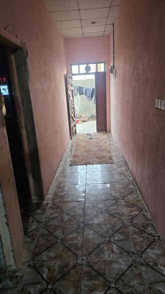 دارسكن وقف سني اصولي المساحة 200م العنوان بصره أبي الخصيب العوجه منطقه النزيله يتكون بيت من غرفتين ودواني وصاله كبيره كراج صحيات داخل وخارج سكف صبه كونكريت مسلح السعر 48مليون وبيه مجال الاستفسار أكثر اتصل أو وتساب ***********
