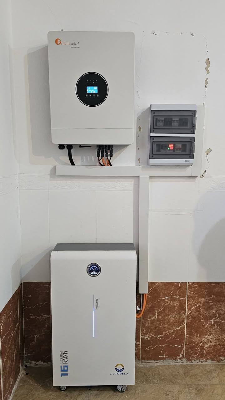 من قضاء #الــعلـم تم ولله الحمد تنصيب منظومة طاقة شمسية
للأخ #حسين_علي_السالم 16امبيـر ليلـي 20امبيــر نهـاري

مكتب منارات المدينة للطاقة الشمسية  خيارك الأمثل للطاقـة المتجددة 

#البيــع_بالـنقد_والاقسـاط 

📌 صـلاح الدين/ تكـريت/ العلـم/البـورصة #عمارة_الضامن مقابل مجمع دكتور احسان الساري للحجز والأستفسار👇👇
المهندس حسن الجبوري 
*********** اسيا
*********** زين
مــنارات الـمـدينـة
