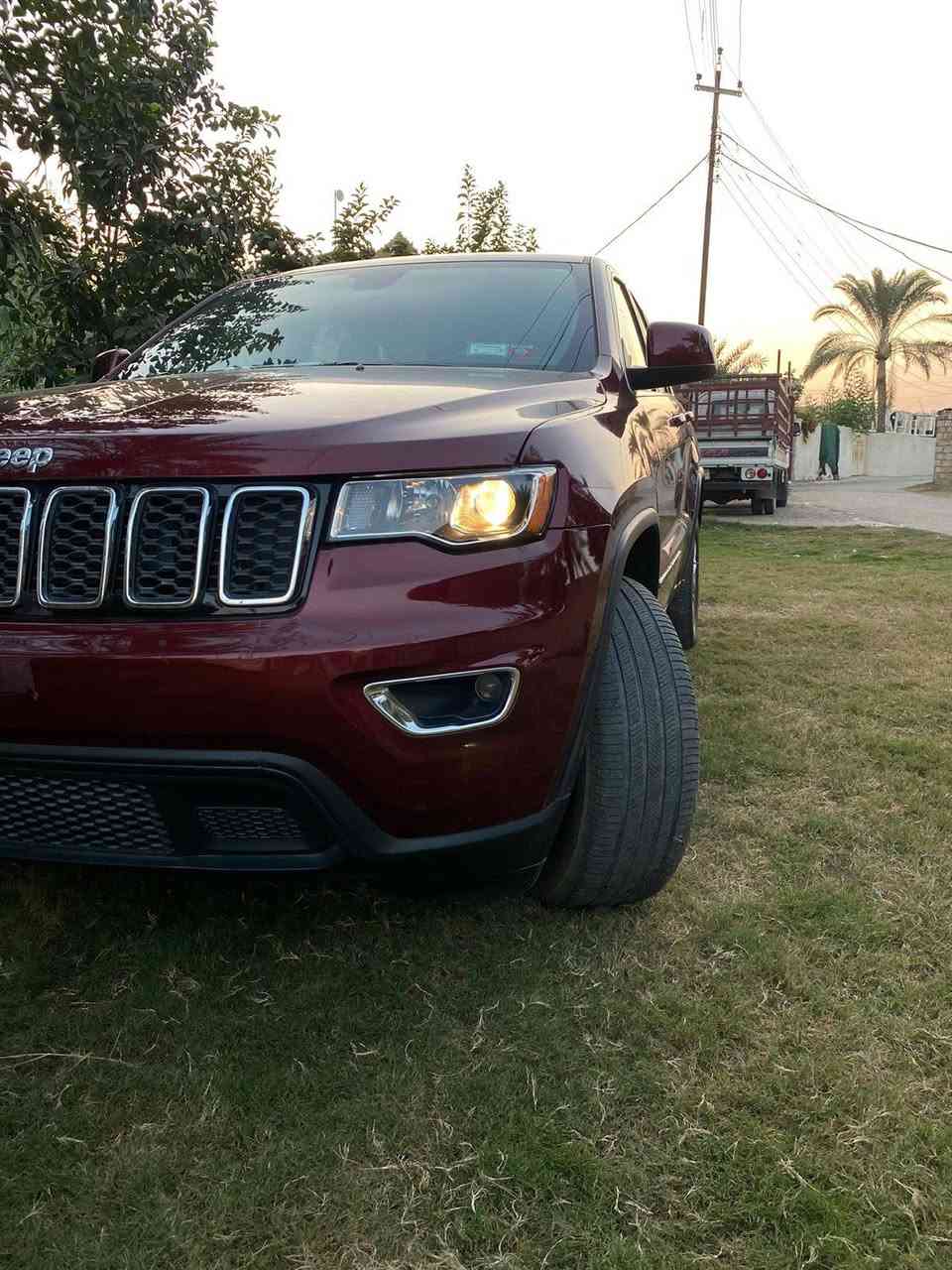 جيب لاريدو موديل ٢٢ مرقمه كامله أمريكي حادث بوب ثنين فقط تبديل نفس الون يعني السياره بدون صبغ سياره مال بيت ما ماشيه كاعيات حوضيه دوشمه جديده موصفات الاريدو معروفه واتساب @*********** السعر 290 وبيه مجال
