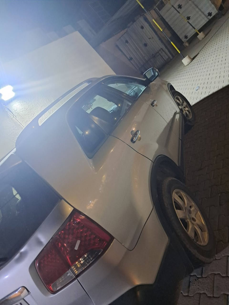 سورنتو ٢٠١٢بنوراما رقم اربيل سنويه بسمي سياره نضيفه حلوه بيها صبغ جاملوغ وشبر براس البنيد محرك ٤سلندر السعر ١٢٥وبيها مجال للاتصال*********** مكاني تكريت الديوم
