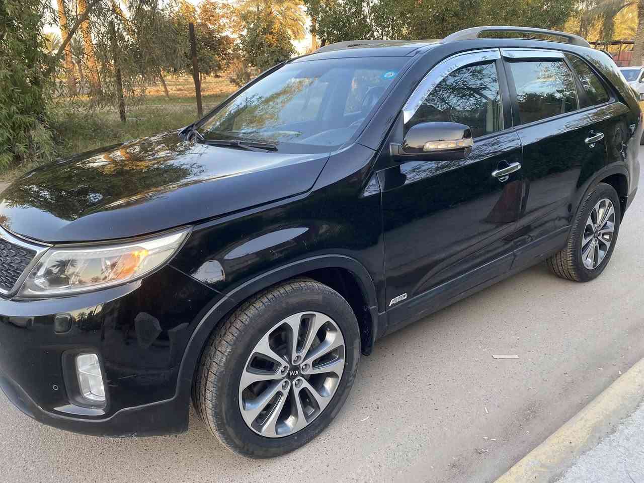 سورنتو فول مواصفات ٦ اسلندر فور ويل بنرامه ٧ راكب كشنات جلد وكهرباء سياره خليجيه ماشيه ٩٠ مكفوله من ظربه وصبغ سعر ١٦٨ ورقه وبيبهه مجال قليل  موديل ٢٠١٤. اتصال ***********
