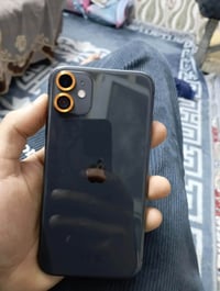 آيفون ١١ • ١٢٨ • بطاريه ٧١