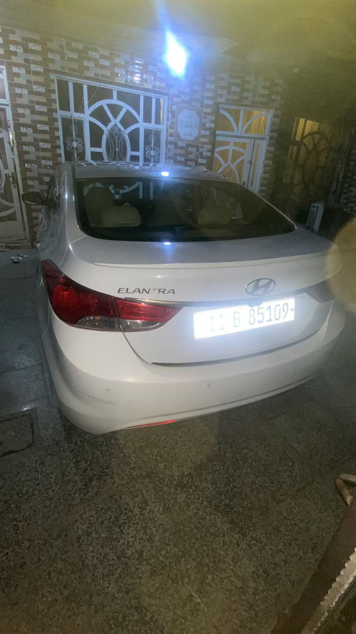 سلام عليكم لنترا موديل 2012خليجي فول عده البصمه مكينه 2000دوش  كير ومكينه خير من الله  سياره جاهره من كلشي تخم تاير جديد  السعر 95 وبيها مجال بسيط مكان السياره الكاظميه جكوك  ***********
