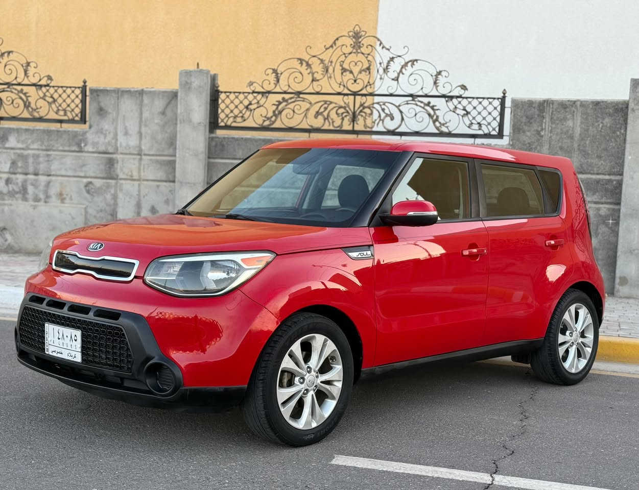 كيا صول 2014 وارد أمريكي 
رقم كربلاء تحويل مباشر 
عداد المسافه : 68 الف mill
حجم المحرك : 4 سلندر 2000 
المواصفات 
شاشة اندوريد - تحكم سترين - كامرة خلفيه
ويل كب - حساسات خلفية 
الضرر : مكفوله كفاله عامه كلين تايتل 
السياره جدا نضيفه بدون نواقص 
السعر117 ورقه للاستفسار الاتصال 📞
*********** مهندس حسين  
كربلاء / حي الحسين 
شركة_المتحدة_لمزادات_السيارات_وقطع_الغيار
