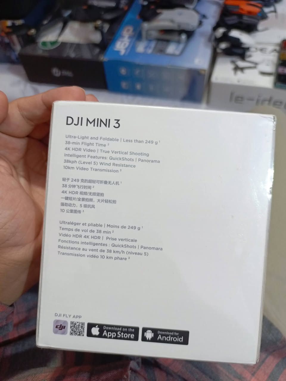 دورن djl MINI 3
جديده ما مفتوحه من جيس يعني بختصار طك شركه اي ستفسار راسلني واتساب *********** 
سعرهه مليون وبيهه مجال 
شباب عندي توصيل جميع محافضات 
موصل وكردستان العراق ماكو توصيل
