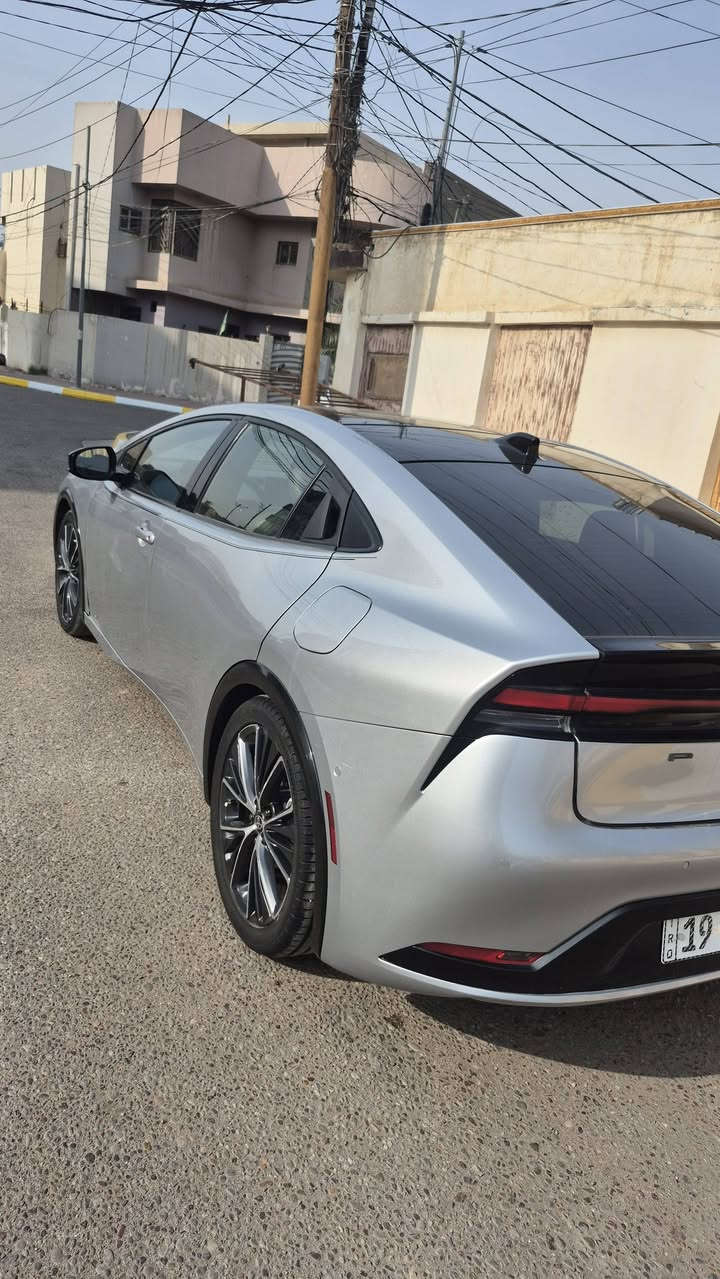 ياالله
السلام عليكم بريوس2024 لمتد هايبرد وارد امريكي 

Toyota Prius Limited 2024 Silver 2.0L

          حجم المكينه : 2000  هايبرد

المسافه المقطوعه :21000
تبديل بنيد فقط 
كامره ٣٦٠درجه 
١٢ حساس 

السعر : 170 ورقة وبيها مجال 

تفاصيل اكثر هذا رقمي *********** تحياتي 

مكاني  كربلاء
