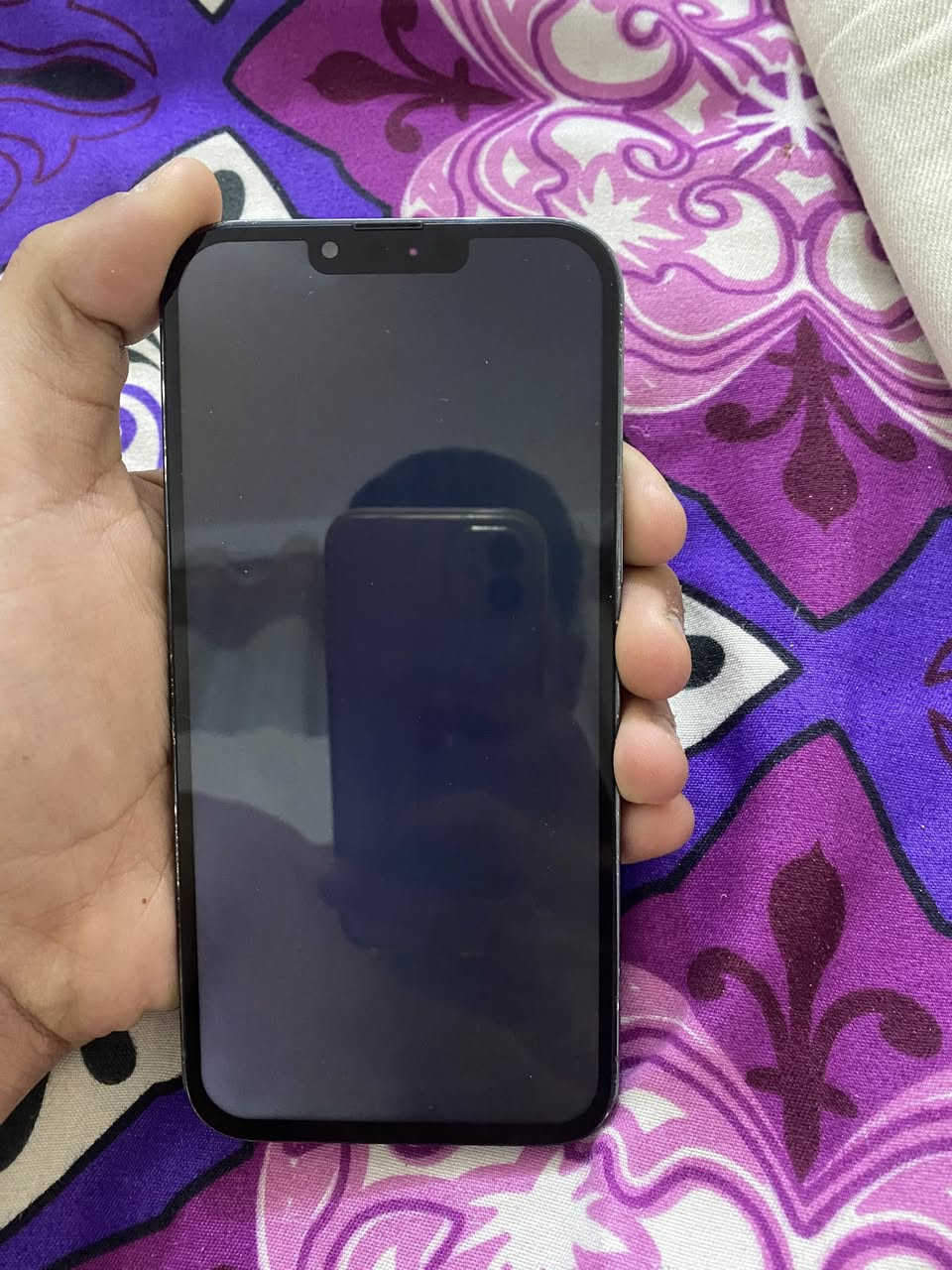 السلام عليكم للبيع 13 برو ماكس لون بحري الجهاز الشاشه ماته وكفت وضايع أي كلود فقط ليخدم يجي هذه رقمي ويدلل *********** سعره مناسب أبيع مال مستعجل
