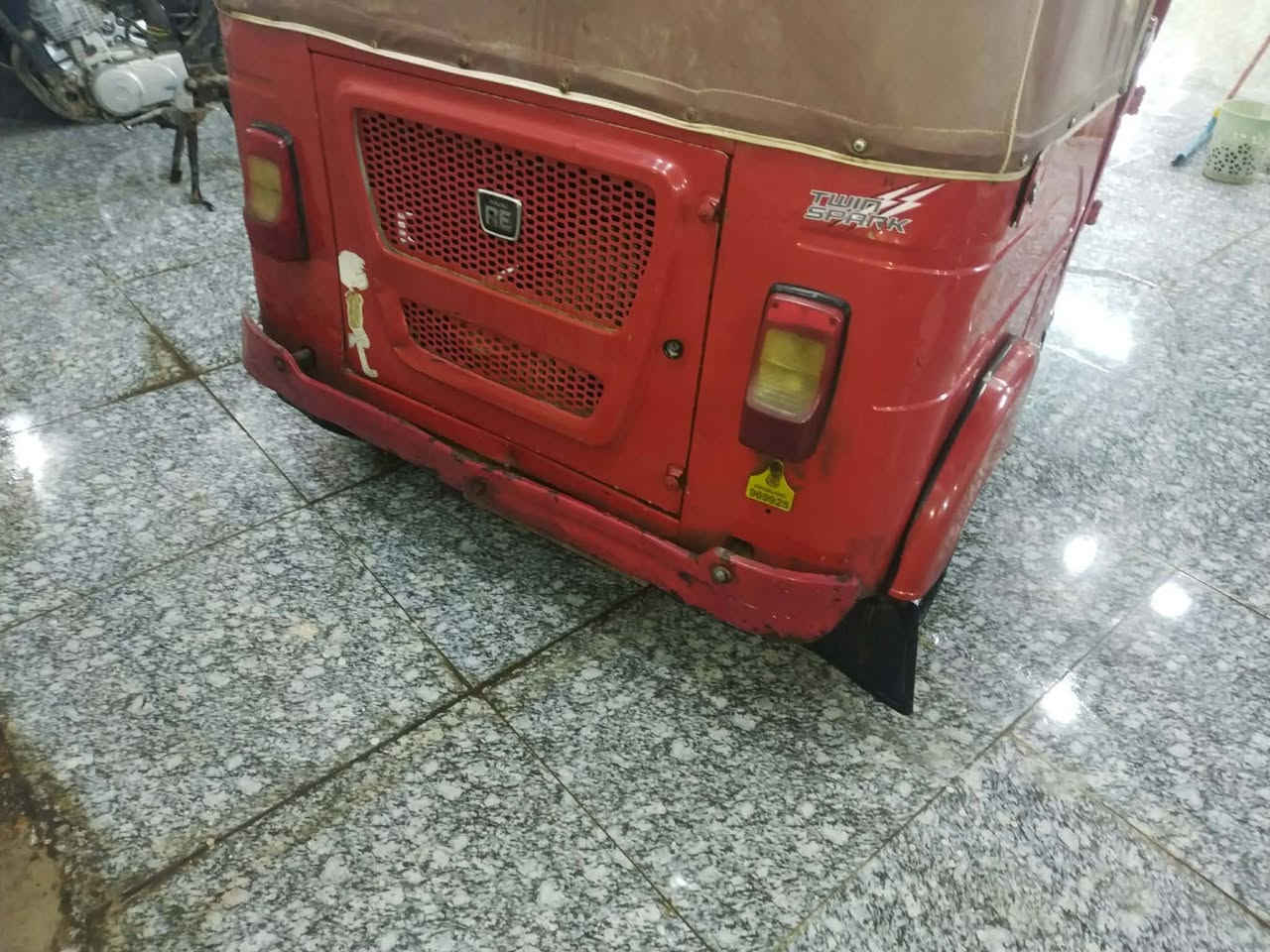 للبيع ٢١شهر ١١..
تكتك اوراق بيها ورقا ضايعه. سعر 3وربيع ***********
