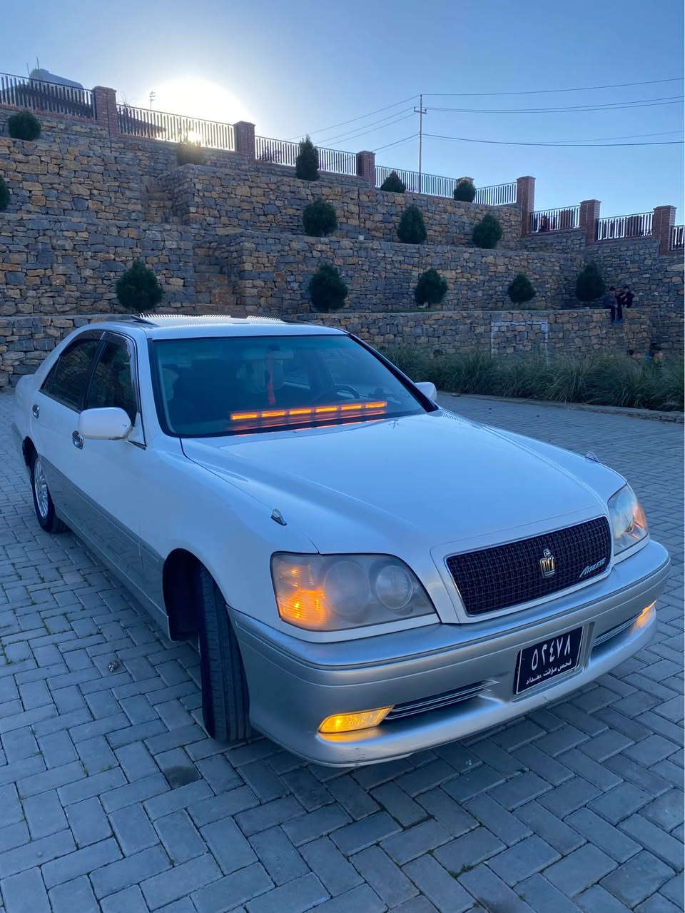 سەرەتا بە ناوی خوای گەورە و میهرەبان

فرۆشتنی خێرا

تۆیۆتا کراون مەلیکە

مۆدیل ٢٠٠٢

بەس موس

رەنگی سپی مۆزی

مواسفات ٢ دوگمەی سڵایدە کوشن کارەباییە و بیلاد شاشەیە و کامیرایە و چوارجام کارەبایی و تعدید سرعە و ئۆتۆ و دەبل گیچ و دەبل ایرباگ و سیستەمی تراکشن و پۆوەر و گیر لەسەر سوکان و گیر تۆماتیک و دەبل گیر و تەبرید گەرم و سارد و ئاوینە کارەبایی و ئاوینە ئیتەر و قفل مرکزی و زۆر مواسفاتی تر..!

نموونە لە جوانی و پاکی

گیر و مەکینە و کارەبایی و تەبرید و تەقە و رەقە و تندوتۆلی بەشەرت چرکەی تیدانیە

گیر و مەکینەی بەشەرت نەکراوەتەوە و دوکەل و بوخار و سەرف و چەوری نیە بەشەرت برخوی بە نەدراوە

مەکینە مەرخوبە D4 گەورە

دەعم و لیدراوی و بڕاوەی بەشەرت

پیش و دوای کەپسە و سەقف و شان و چواردەوری شوشەیی

بی بۆیاخ دەعامی بۆ دەعامی بەشەرت

کامل مەسروفە و دیناریک مەسروفی نیە

٤ تایە و ویلی لۆکی بیلادی لە ژێرە

کامل سیرڤس کراوە

سپیر و ئەدەواتی شەریکەی هەمووی ماوەتەوە

ماڵی دۆستە و دیناریک مەسروفی نیە

بۆ عەیب و عار پرسیار مەکە.!

شوین// هەڵەبجەی شەهید

سعری// ٤٦ گڵا و مجالیکی برایانەی تیدایە

ئاسیا ***********

کۆرەک ***********

واتساب و تیلگرام و ڤایبەری لەسەرە.! حلبجة, السليمانية
