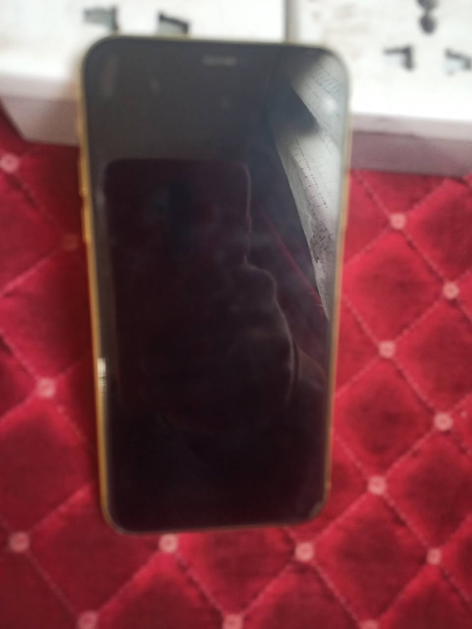 ايفون 11 امريكي
جهاز كفاله وتر
بطاريه 86 شحن انساه
ذاكره 128
ملحقات كيبل اصلي
للبيع فقط
250 وبي مجال بسيط
اي استفسار 
***********
