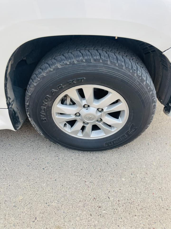 عندي طخم تاير اندنوسي باب اول17 مع ويل كب موذيل 16 للبيع       للاتصال ***********
