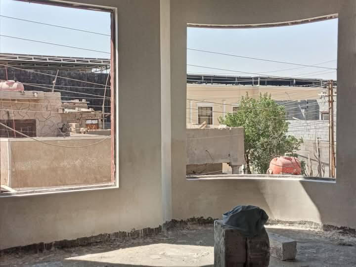 لبخ. بياض وجهات  لبخ مساطر درجه اولى 
متفرق حاليا مقطوعه أو متر مربع 
كادر متوفر واتساب على هاتف 
***********
