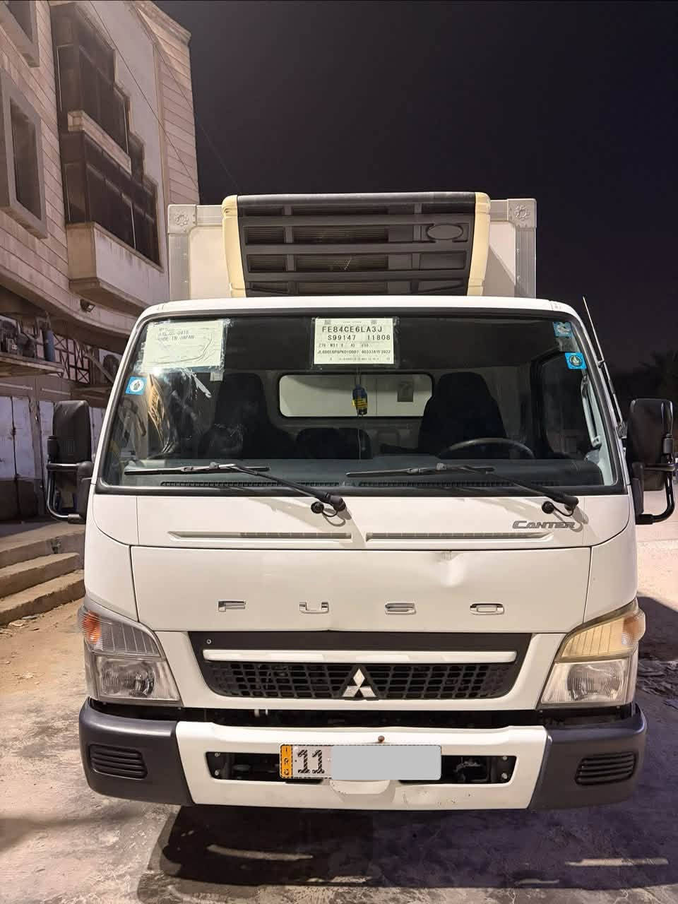 السلام عليكم كنتر براد كويتي 2023 بغداد سياره جديده ماشيه30 السعر 375وبيها مجال رقم ***********مكان سياره بغداد
