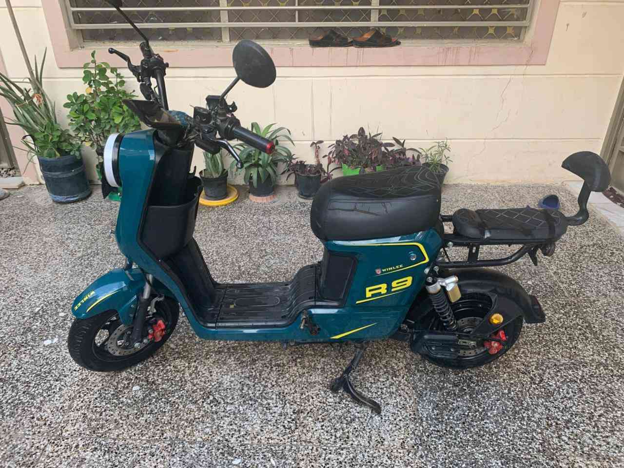 السلام عليكم دراجه R9 نظيفه و مستخدمه قليل السعر 450 وبيها مجال المكان بغداد البلديات ***********
( مكلف بالنشر )
