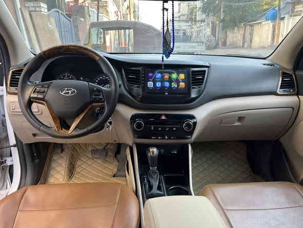 سلام عليكم توسان  2018خليجي الكاسد  رقم بغداد الإنكليزي رقم مميز باسمي مكفوله من بارد ول ضربه ول تبديل  بس اكو كم رصعه. بيه ماشيه ١٠٣ سياره حلوه وصور كدامكم وسعره١٩٢وبيه مجال بسيط ول مو شراي لايتصل *********** مكانه بجميله فلكه ٨٣
