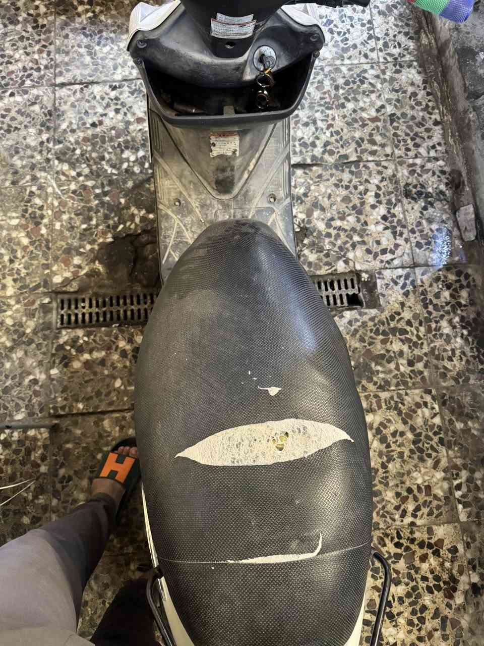 سلام عليكم دراجه هدرس ياباني الدراجه كامله كل نقص ما بيهى بس كايمه كلهى شغاله مكاني بل مدينه الحبيبيه يم وليد أبو الكص السعر 175قفل ***********
