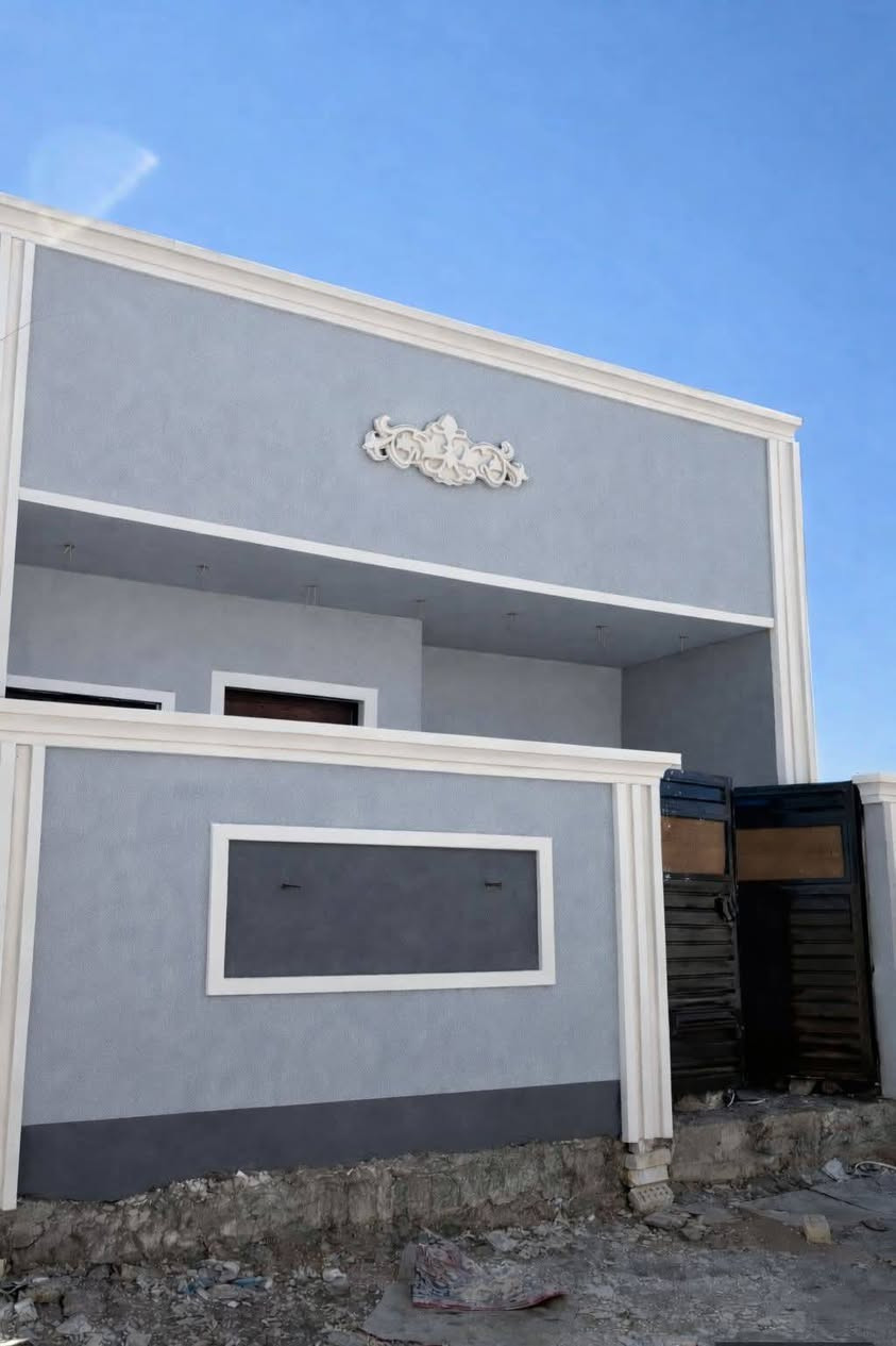 عملي الديكورات الداخليه والفلين الخارجي وجميع انواع الصباغ وعمل ماده الروف مانع الرطوبه بسعار مناسبه ***********
