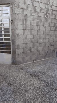 بيت للبيع • حي الصدرين قرب الجامع الامام علي • 130م