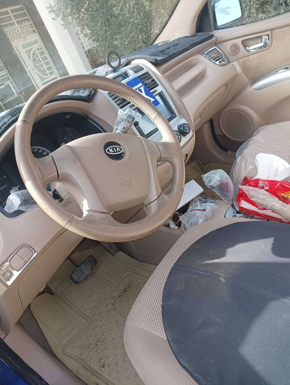 للبيع بها صبغ بنيد وجملغ محرك 4 سعر 110،،تلفون. ***********
