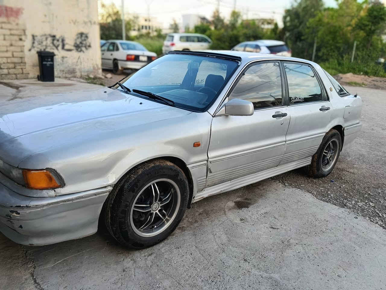 مستر بوشي كلاند موديل 1991كير مكينه بشرط تحويل وكلاء بشرط مكينه 63 مرغوب 
كفاله تامه 
رقم الهاتف ،،***********
