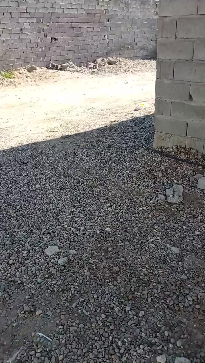 قطعة ارض للبيع المساحه 60متر واجها 7ونزال 8ونص العنوان الزراعي قبل نهايت شارع سوق رضا   السعر 10مليون قابل للتفواض ***********
