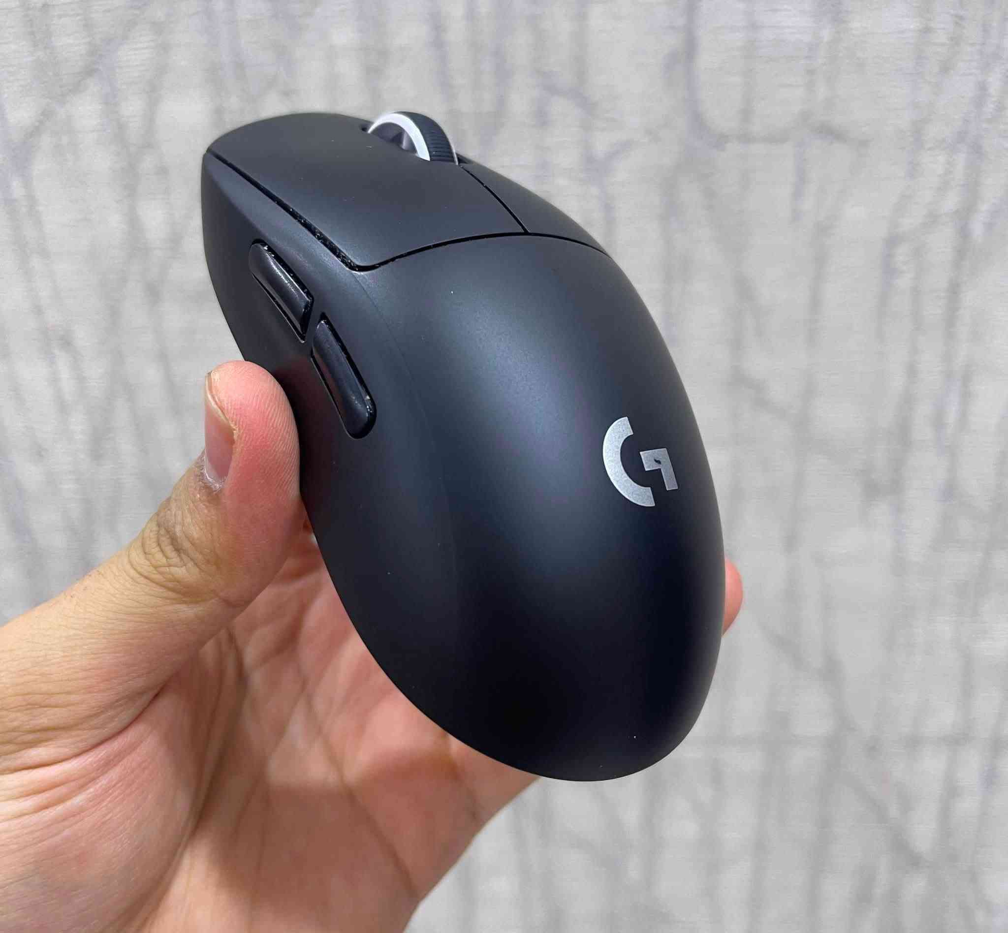 متوفر 

ماوس لوجتك برو اكس سوبر لايت ون ، logitech pro x جميع ملحقاته دنكل وواير نظافه 99% لون اسود ، 70

والابيض مبدل كارتونه لكن اللي بداخله همين ماوس لوجتك برو اكس سوبر لايت ون نظافه خلي نكول 70% ملحقاته متوفره دنكل وواير , 50

اللي يخدمه يراسلني خاص وبالخدمه


**إذا كنت صاحب هذا الإعلان وتريد حذفه لأي سبب، رجاءا أرسل رسالة إلى الدعم الفني**
