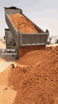 سلام عليكم مواد رخيصه جدآ رمل حصو سبنت طابوك آجص كلشي موجود يحب يتصل ***********
