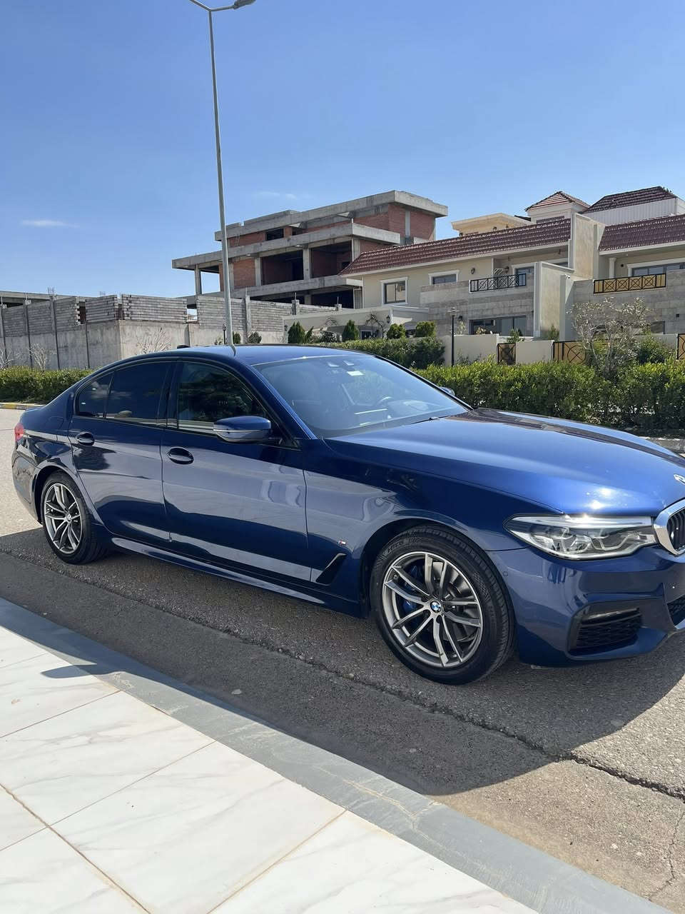 Bmw 530 I
Hybrid plag in 
2019. 
1 parcha Sbugh  
***********
*********** Erbil
