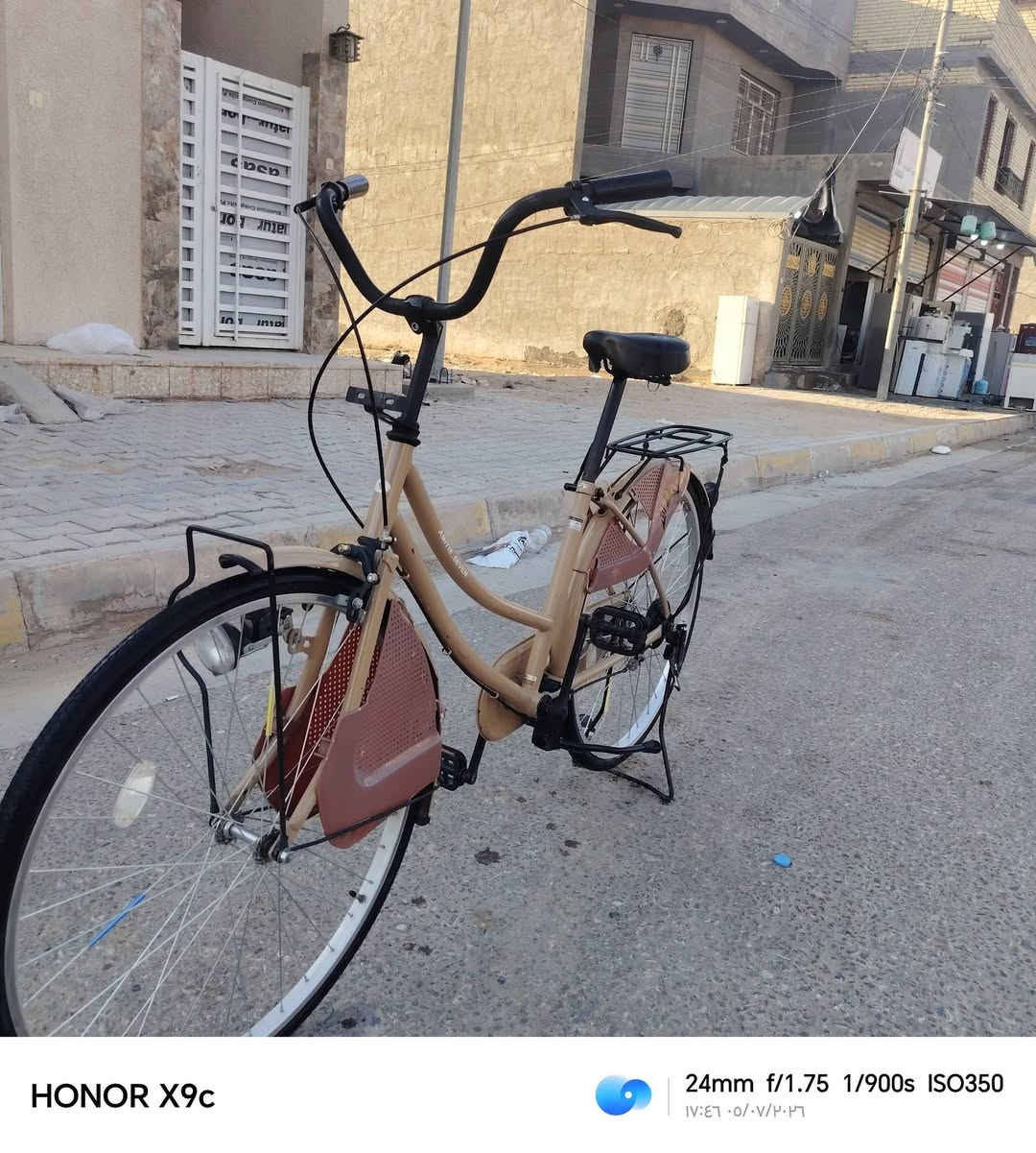 سلام عليكم باسكل للبيع ياباني شرط موديل ٢٠٢٤ حجم 26 لون مميز مديل حديث بسعر مناسب 120 وبي مجال قليل 
كامل هوه وغراضه صارله 15 من منزله
مكاني كربلاء حي الوفاء شارع 20 ***********
