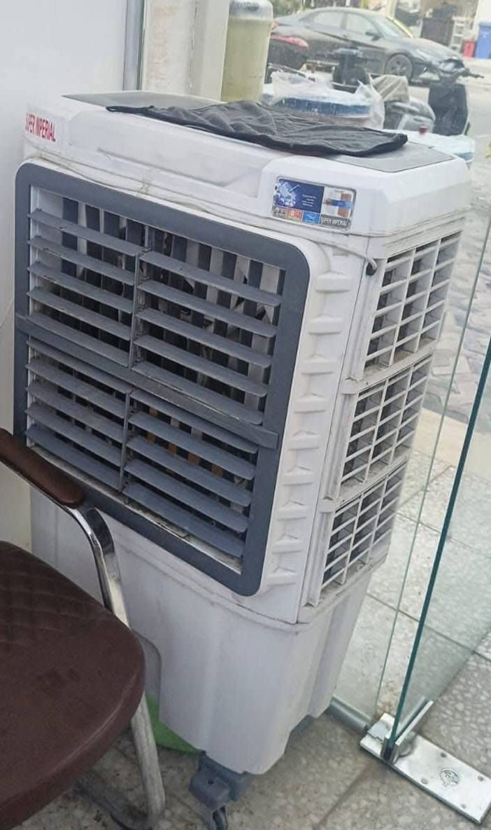 السلام عليكم
غراض للبيع 

حي العامل

***********
