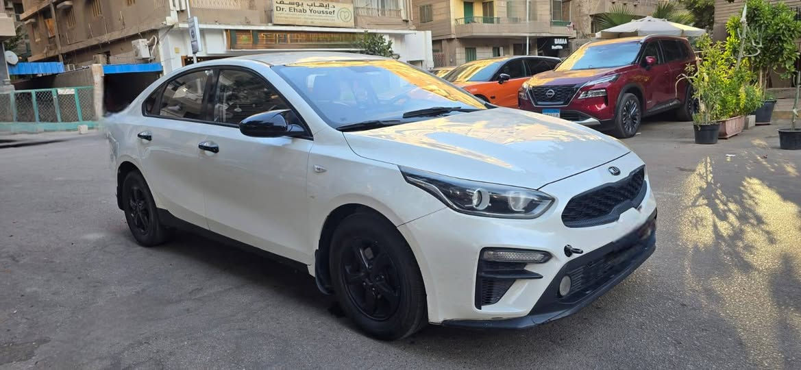 الماركة:كيا
الموديل:جراند سيراتو 2019
الفئه:الثانيه خليجي
حالة الدهان:فبريكا بالكامل ماعدا علبتين
حالة الدواخل:زيرو
عداد: 130
الماتور والفتيس زيرو صيانات منتظمه 
الرخصه:سنتين
السعر:👌💥
ما تنساش تتبعنا و لو عندك عربيه للبيع ما تترددش تبعتلنا البيع في أسرع وقت 
https://wa.me/201118061200
Top Car-توب كار


**إذا كنت صاحب هذا الإعلان وتريد حذفه لأي سبب، رجاءا أرسل رسالة إلى الدعم الفني**