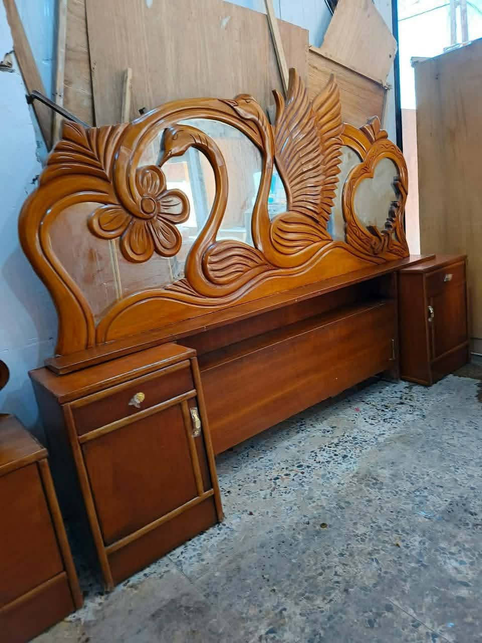 غرفه صاج  عراقي مستخدم
🚪4 باب ملحق
🛏️ 6 قطع 
 نظافة 60 / 💯
 السعر 450 قفل 
شد ونقل🪛 داخل بغداد 🚛 مجاني


**إذا كنت صاحب هذا الإعلان وتريد حذفه لأي سبب، رجاءا أرسل رسالة إلى الدعم الفني**