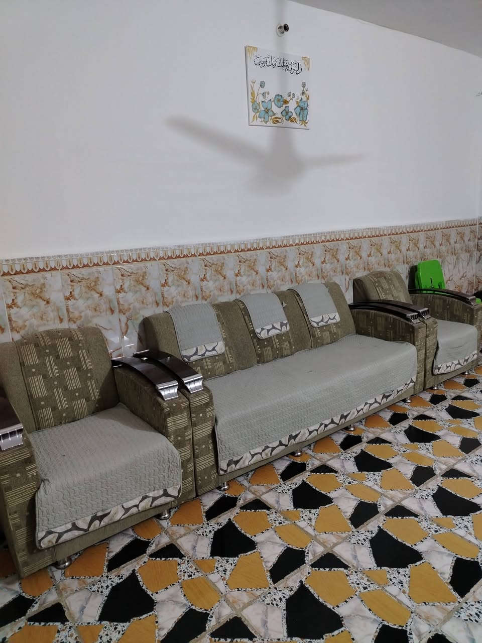 السلام عليكم تخم للبيع ١٠ مقاعد نظيف وقوي سعره ٣٠٠ وبي مجال المكان كوت حي الحكيم للتواصل خاص


**إذا كنت صاحب هذا الإعلان وتريد حذفه لأي سبب، رجاءا أرسل رسالة إلى الدعم الفني**