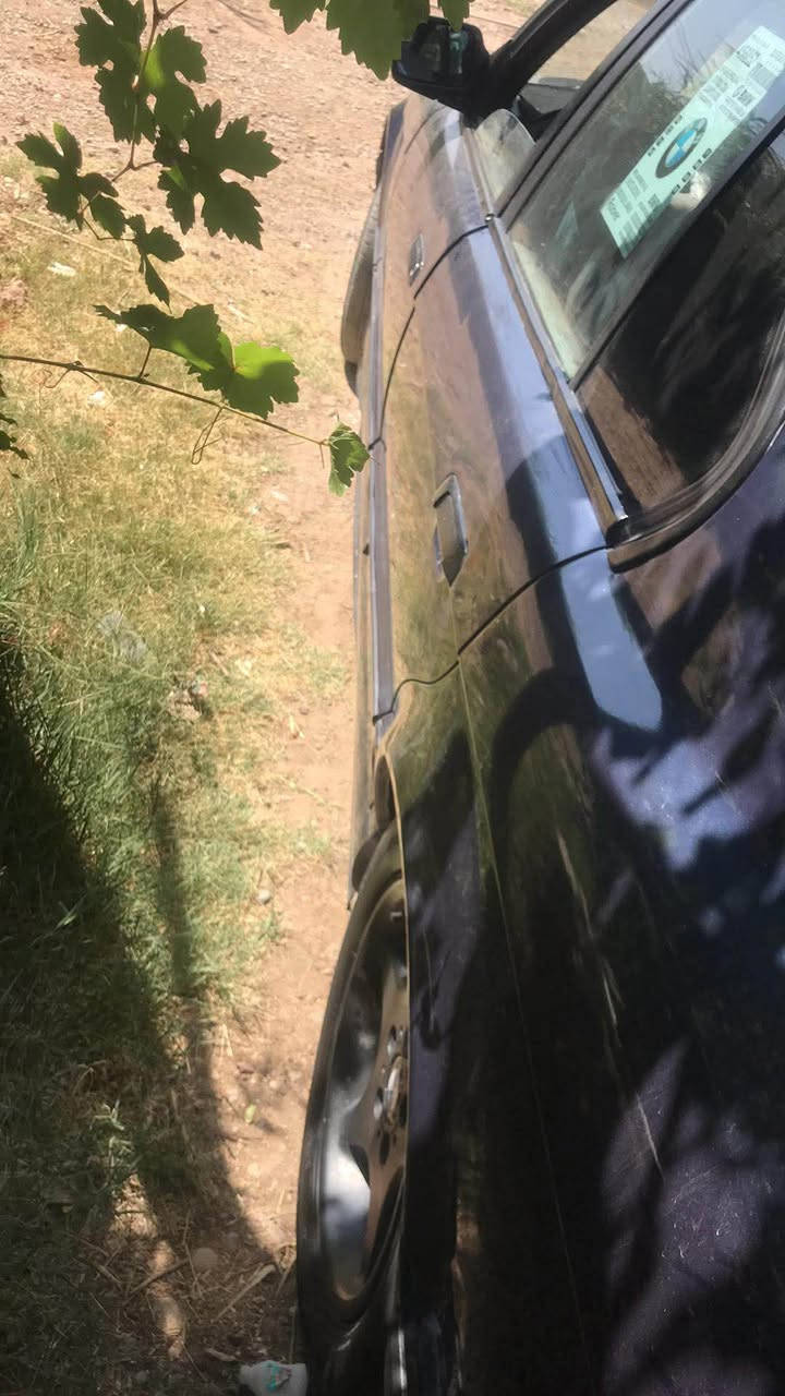 BMW520i )(مودیل ١٩٩١بێ دەعمو لێدانە بوجوانێ بەخ کراوە رەقەمی بەشەرەتە و سەنەوی و وەکالە بەشەرت گێر عادی (ژمارەی موبایل) —((
***********(شوین ئاکرێ)  سعر45معماملە اكر, نينوى
