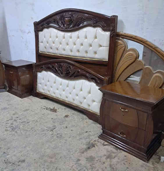 اليدور تحفه فنيه تالكه يم الموسوي يعلن معرض الموسوي عن وجود غرفه موديل سلايت سندانه نوم صاج نظام تركي شغل عراقي درجه اوله نقش زان مصري ارتفاع الكنتور مترين و30مجرات حفر سجه لون جوزي عل بندقيه اي استفسار خاص او الاتصال ***********
***********واتساب
