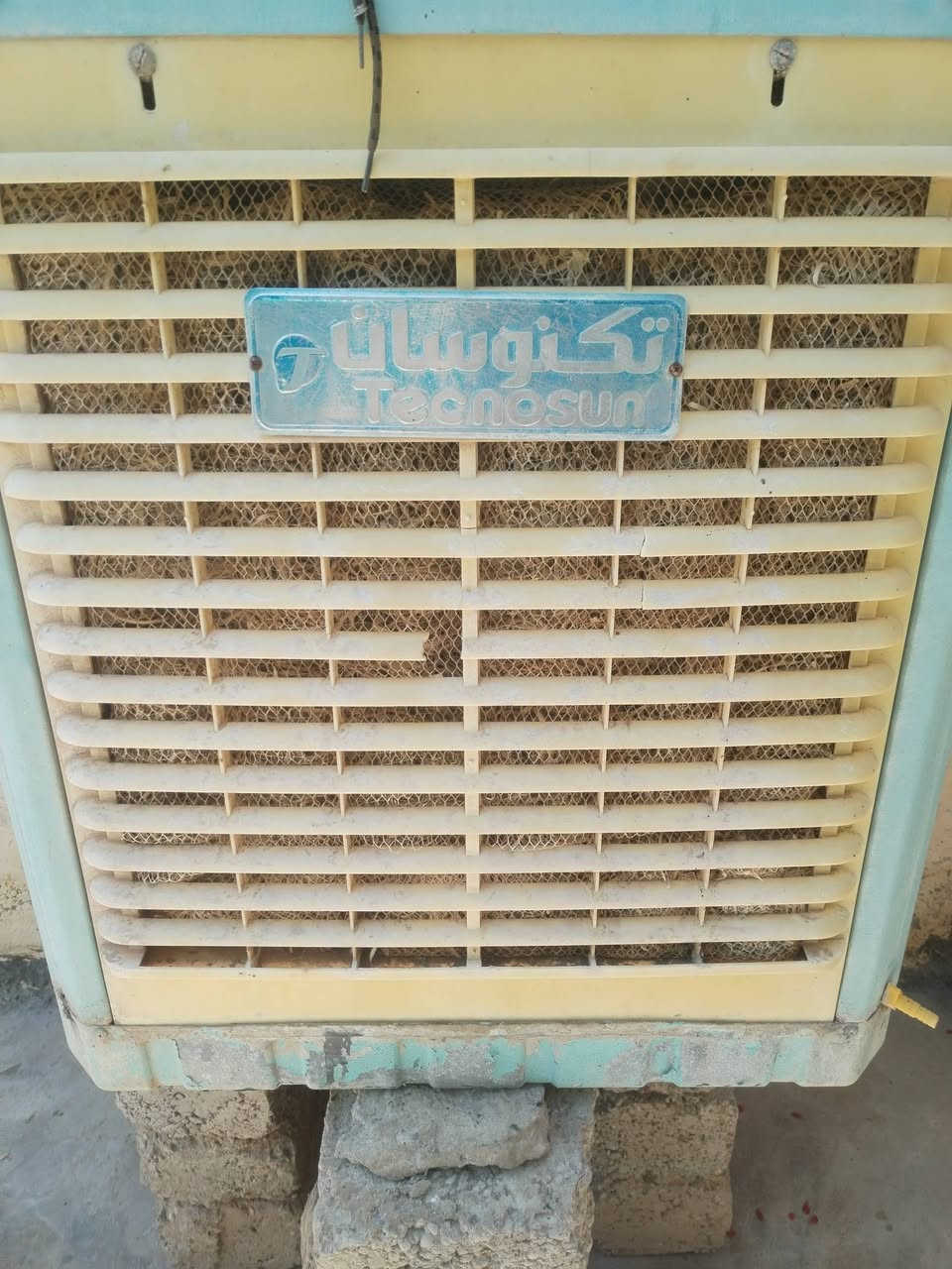 السلام عليكم عندي مبرد للبيع مستعمل بس نضيف السعر 125 اوبيها مجال شي قليل رقم الهاتف ***********
