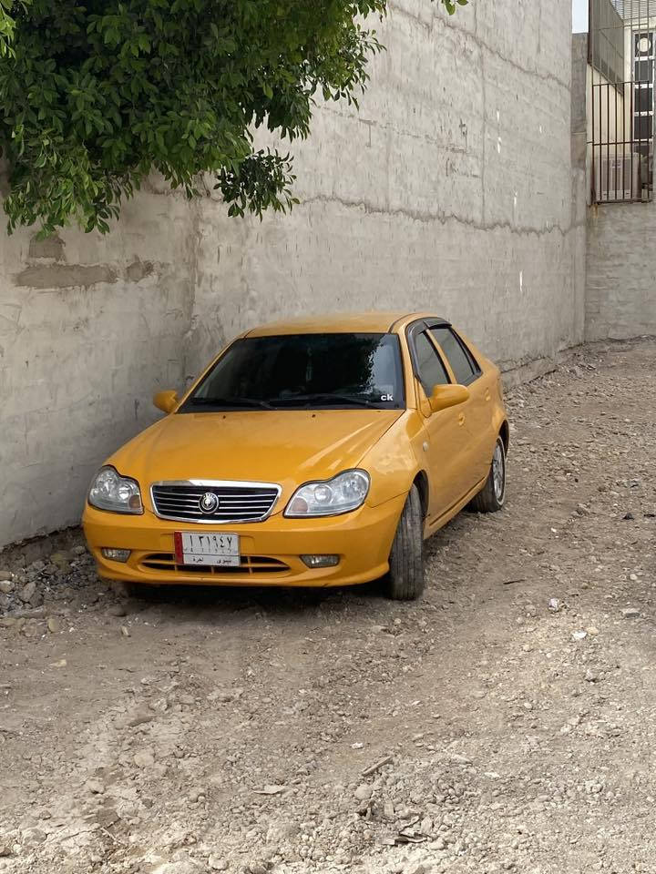 للبيع سي كي 
رقم نينوى الماني تحويل فقط بشرط
محرك كورلا معمر 
كير جديد
تايرات جديدة
باتري جديد
داينمو جديد
طخمها جديد 
بيها صبغ عكال تقحيل فقط والدواير الورا
دوشمة جديدة 
جام امامي جديد
عليها هيئة علمشتري 
مكاني موصل ايسر متواجد من ال 3 العصر الى 10 بليل
السيارة ماتحتاج اي مصرف 
للاستفسار ***********
السيارة احلا من الصور 
#السعر48
