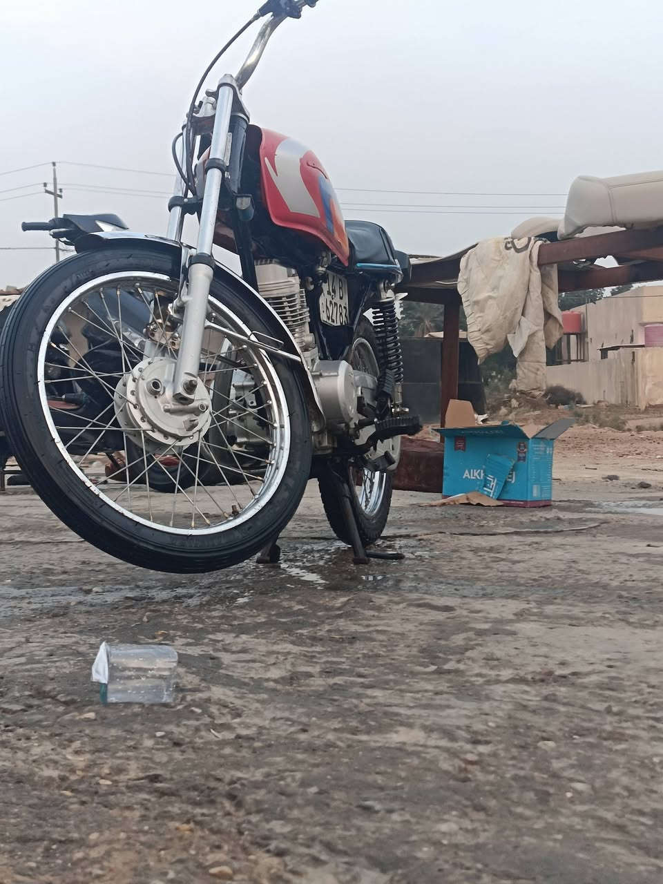 دراجه للبيع دراجه رقم وسنويه انجليزي ***********
