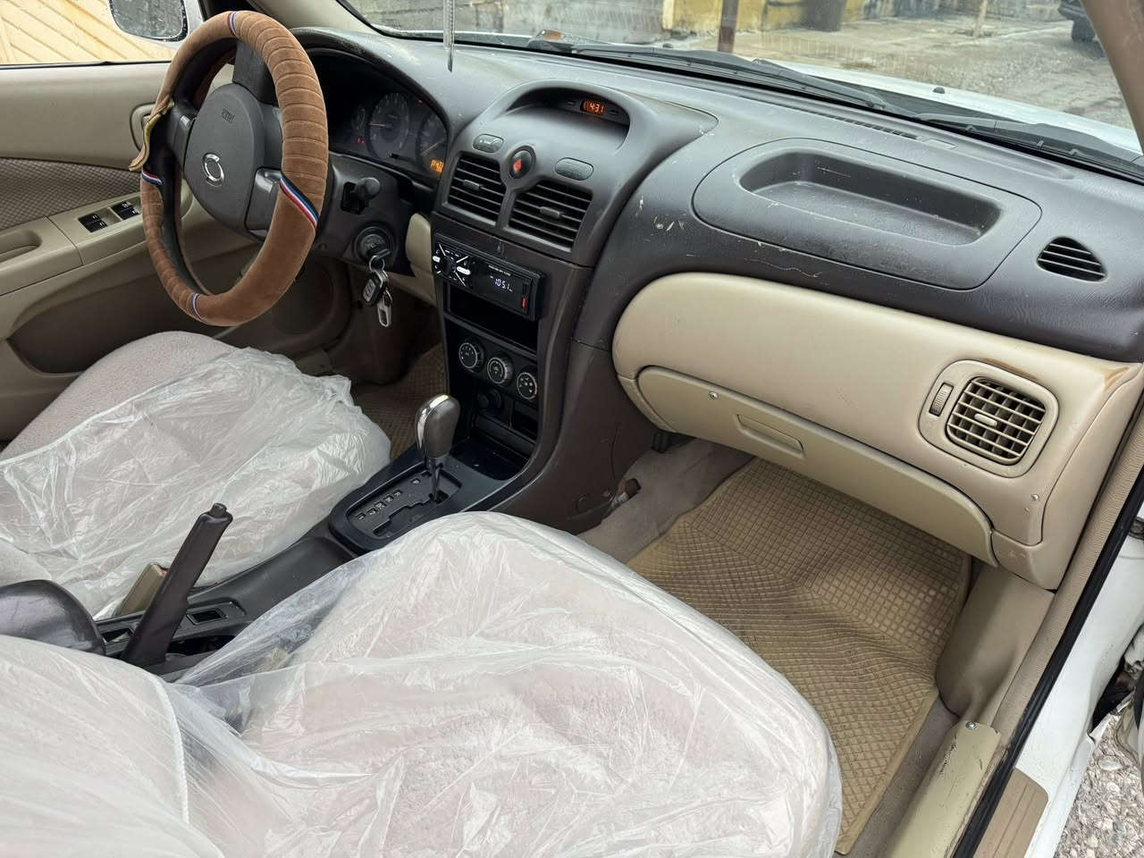 سامسۆنگ ٢٠٠٨
ناوزەرد
٤ تایەی لۆک 
کامل مەسرەف
سەیارەکە زۆر جوانە
٤٧ گەلاو مەجالێکی کەم
***********
***********
